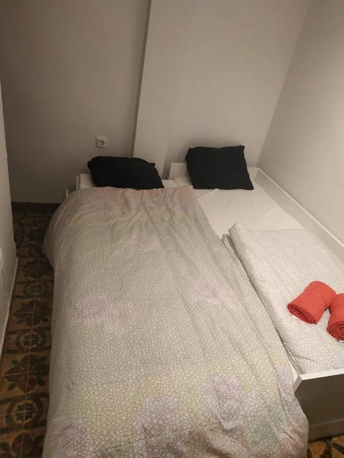 Single Room Sewilla 0*,